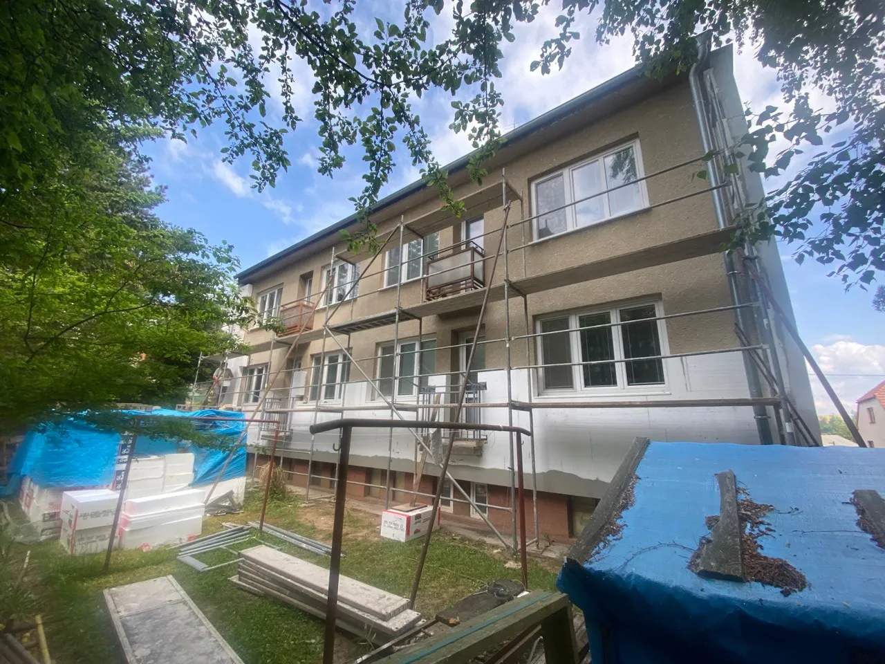 Pronájem a půjčovna lešení – Lešení Boskovice, ukázka realizace v regionu Boskovice